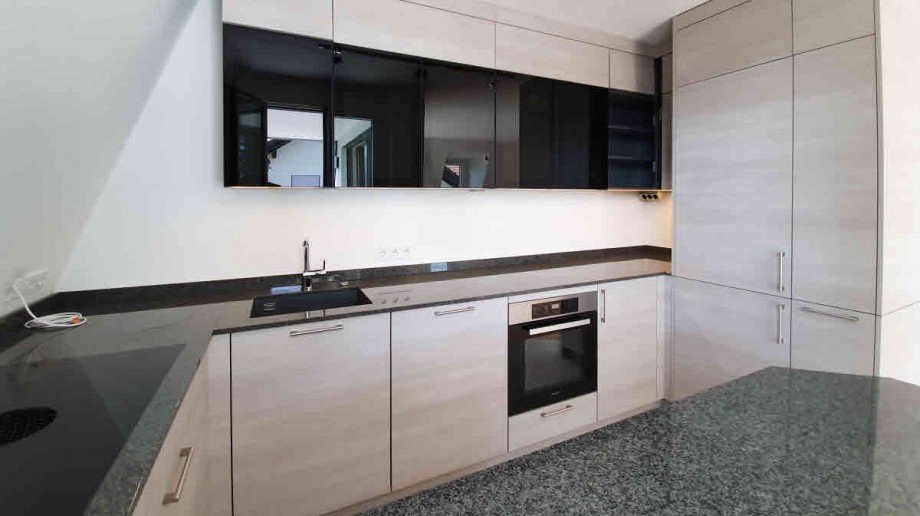 Luxus-Einbauk�che Dachgeschosswohnung M�nchen