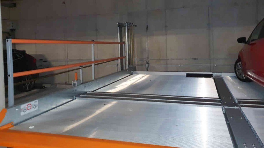 Stellplatz oben Terrassenwohnung M�nchen