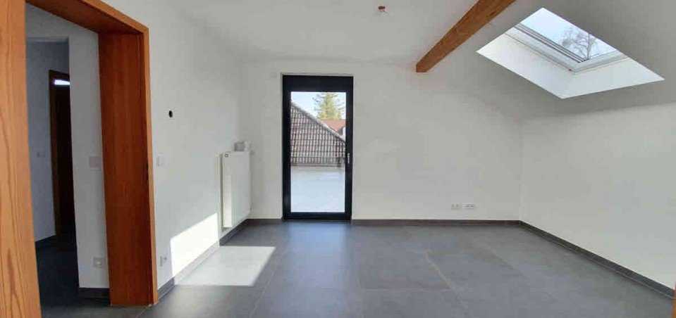 Durchgang zur Wohnk�che Dachgeschosswohnung M�nchen