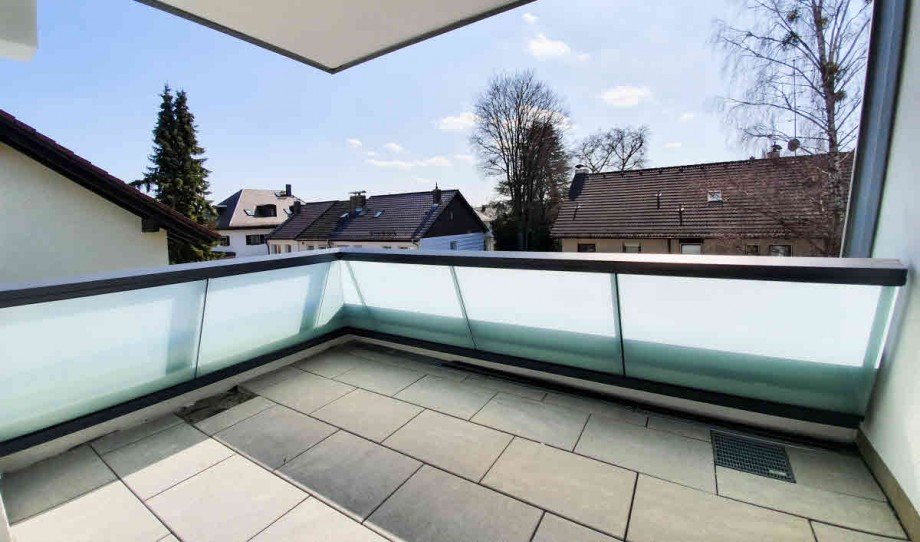 S�dterrasse �berdacht Dachgeschosswohnung M�nchen