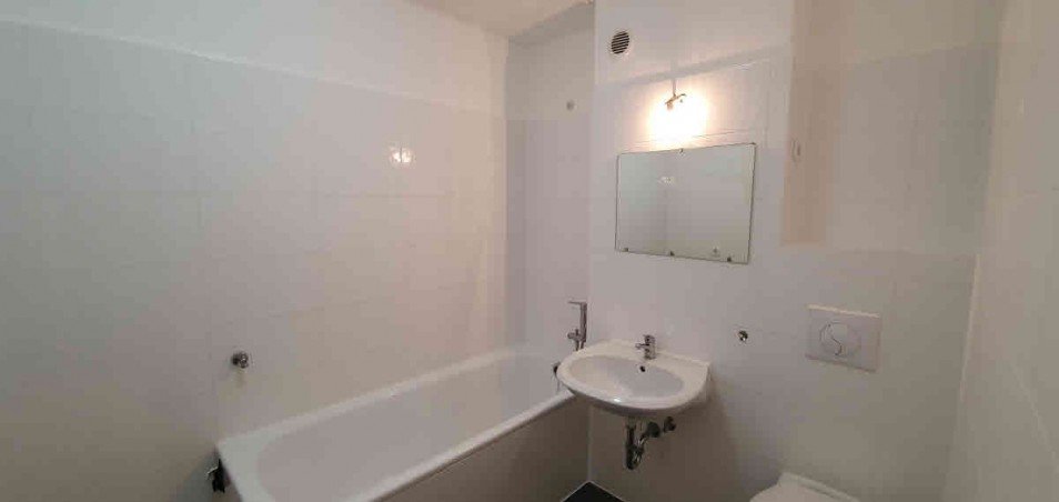 Modernisiertes Badezimmer Etagenwohnung M�nchen