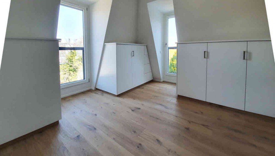 Schlafzimmer Teilansicht Dachgeschosswohnung M�nchen