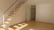 Wohnzimmer Beliebtes Sendling! *Kuscheliges Wohlf�hlnest mit Galerie und kleiner Terrasse direkt an der U-Bahn*