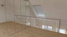 Galerie Beliebtes Sendling! *Kuscheliges Wohlf�hlnest mit Galerie und kleiner Terrasse direkt an der U-Bahn*