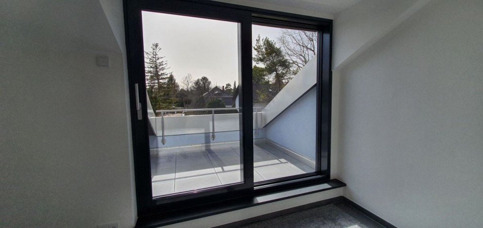 Terrasse mit Schiebet�re Dachgeschosswohnung M�nchen