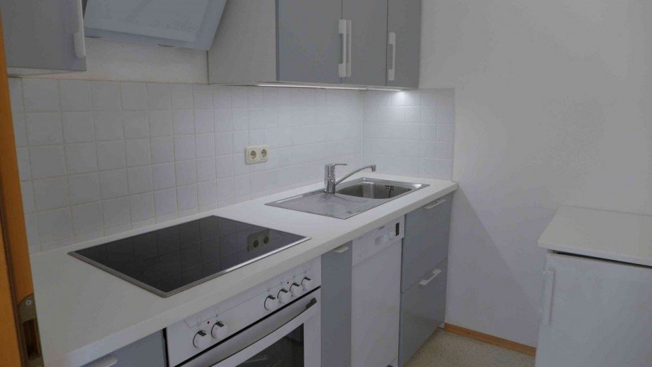 K�che mit Ausstattung Etagenwohnung Unterf�hring