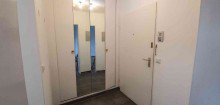 Diele mit Garderobenschrank N�he Olympia-Einkaufs-Zentrum-Moosach! **Modernisiertes Appartment in ruhiger Gartenlage**