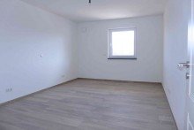 Kinder-/Arbeitszimmer **Moderne Neubauwohnung mit S�dterrasse und traumhaftem Bergblick**