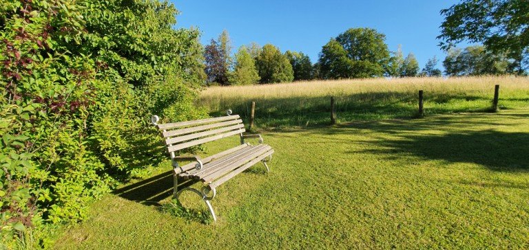 Abendsonne genie�en Feldafing Doppelhaush�lfte Feldafing am Starnberger See! **Wohlf�hlhaus mit Einliegerwohnung**