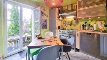 K�che mit Zugang zur Terrasse Lerchenau - ruhige und gr�ne Blumensiedlung! *Charmantes Stadthaus im Stil einer Doppelhaush�lfte*