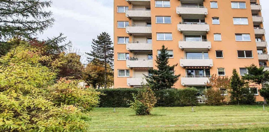 S�dachsicht mit Balkonen Etagenwohnung M�nchen