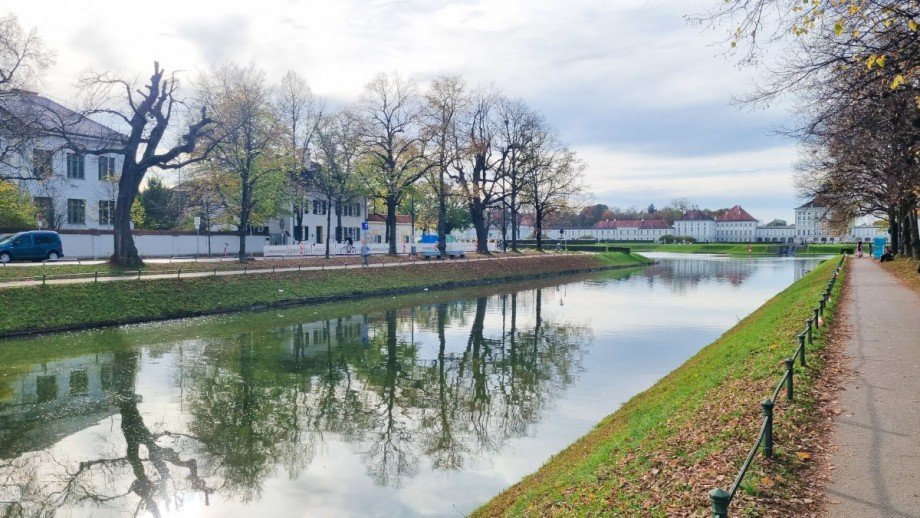 Nymphenburger Kanal im Winter Etagenwohnung M�nchen