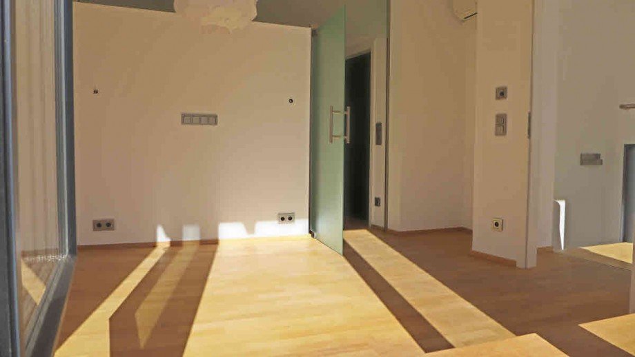 Dachstudio mit Ankleide Reihenendhaus M�nchen