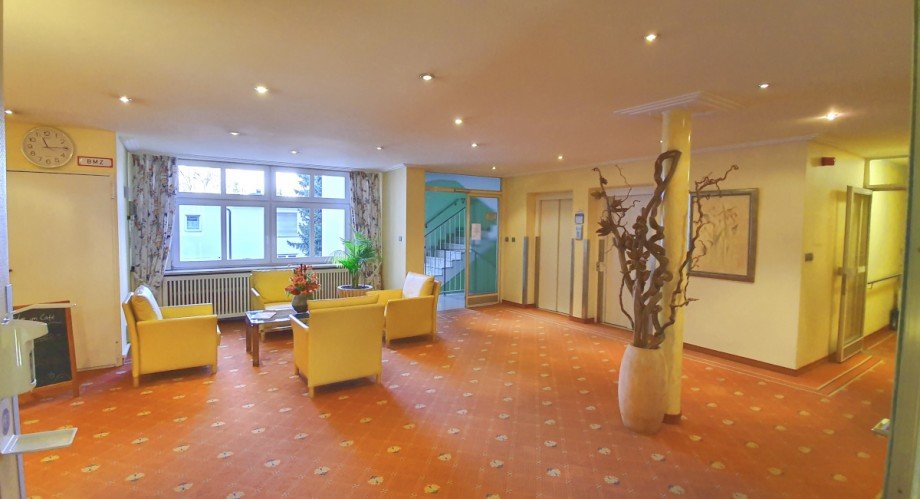 Lobby mit Pforte Etagenwohnung M�nchen
