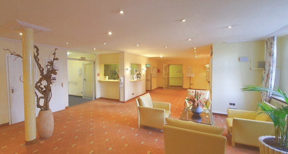 Lobby und Eingang Etagenwohnung M�nchen