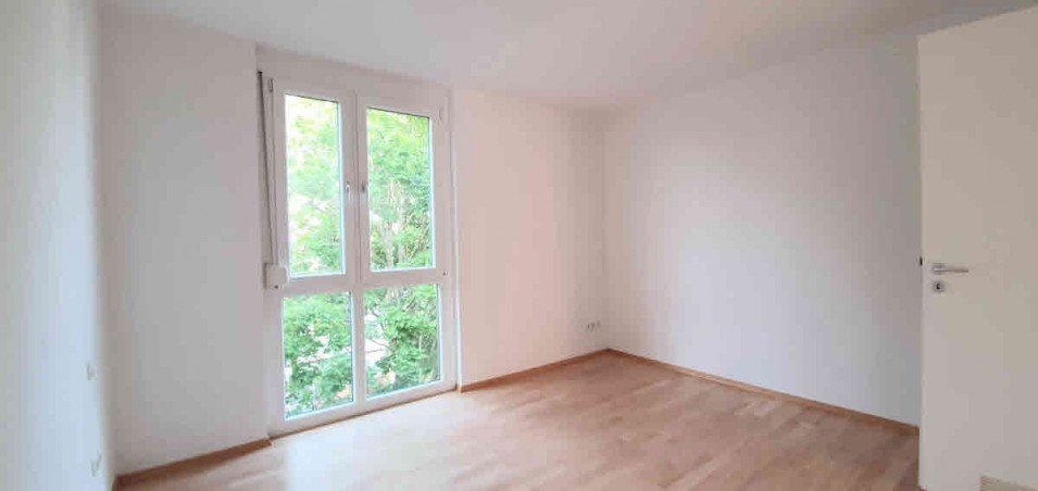 Schlafzimmer 1 Dachgeschosswohnung M�nchen