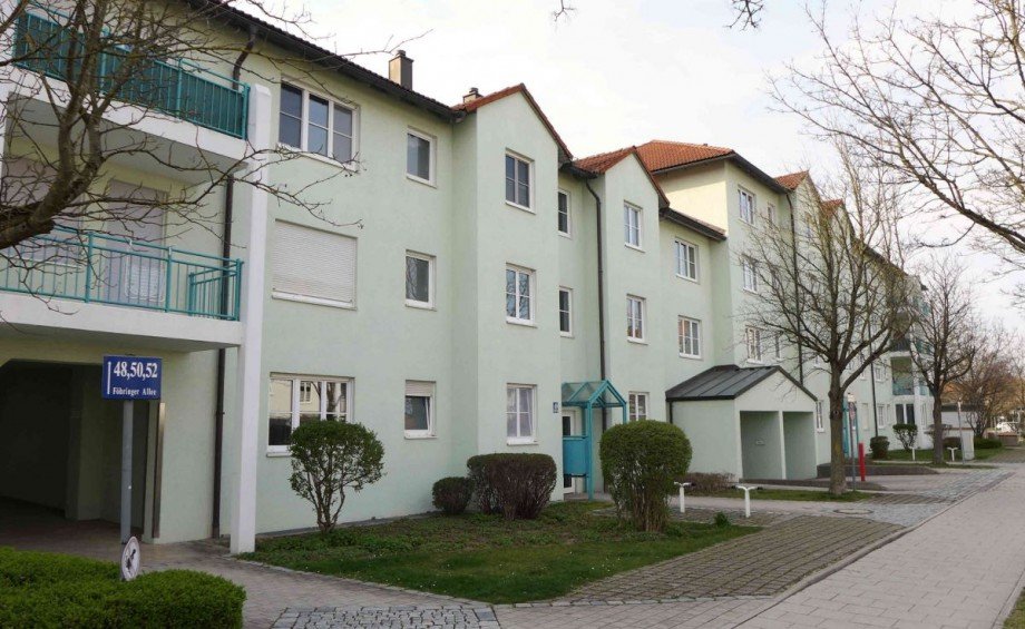 Stra�enansicht Etagenwohnung Unterf�hring