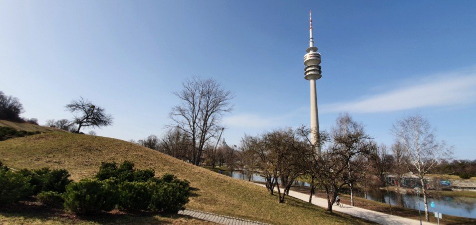 Olympiapark vor der Haust�re Etagenwohnung M�nchen
