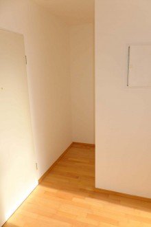 Garderobe Ein rundum attraktives Angebot! *H�bsches Appartement in ruhiger Anliegerstra�e mit S�dterrasse*
