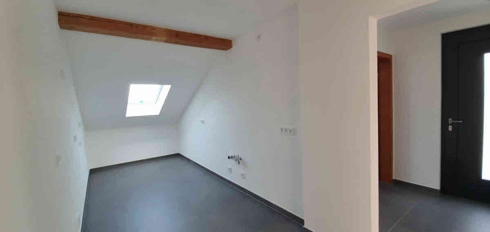 Wohnk�che und Diele Dachgeschosswohnung M�nchen