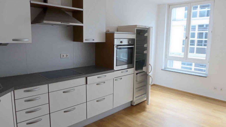Teilansicht Wohnk�che Maisonettewohnung M�nchen