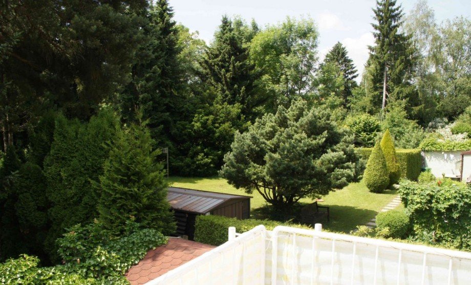 Blick in den Garten Etagenwohnung M�nchen