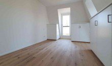 Schlafzimmer mit Ma�einbauten Obermenzing am Nymphenburger Kanal! ** Erstbezug eines luxuri�sen Dachgeschosses**