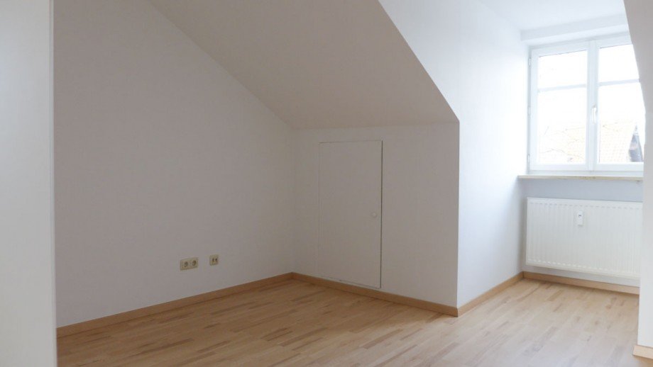 Zimmer 2 Dachgeschosswohnung M�nchen
