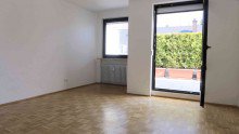 Schlafzimmer mit Terrasse **Absolut ruhig und gr�n gelegene Dachterrassenwohnung im Penthousestil**
