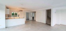 K�che und Eingangsbereich Familienidylle (S1/U2): *Neubau/Zweitbezug einer gro�z�gigen Doppelhaush�lfte mit Top-Ausstattung*
