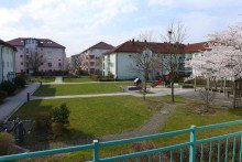 Blick in den Garten **H�bsche, sofort beziehbare Wohnung in ruhiger Gartenlage**